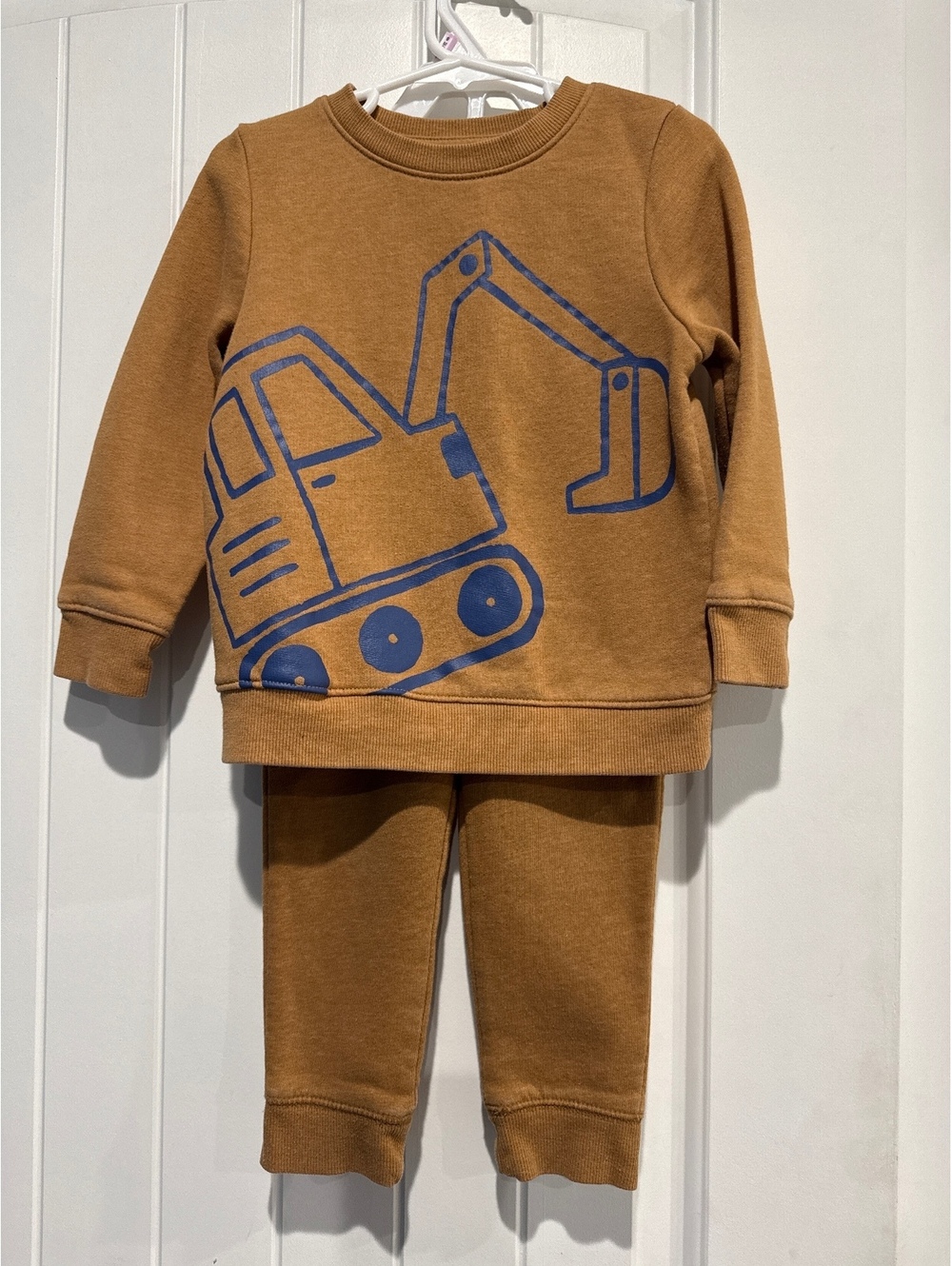 Boys 3T Hoodie & Jogger Set